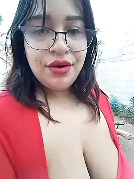 Snapshot of Angiee2001 chatting on 18, 3, 2025 Angiee2001 online show from 18, 3, 2025