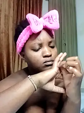 Ebony butt online show from 30, 11, 2025