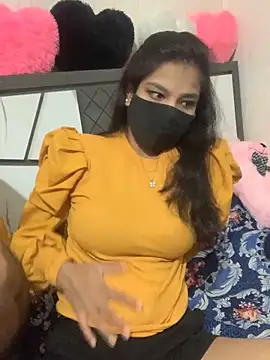 Snapshot of hottiess69 chatting on 9, 1, 2025 hottiess69 online show from 9, 1, 2025