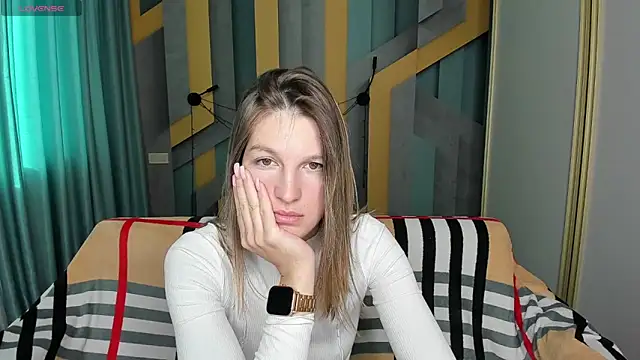 EmilyWalkeri online show from 12, 10, 2025