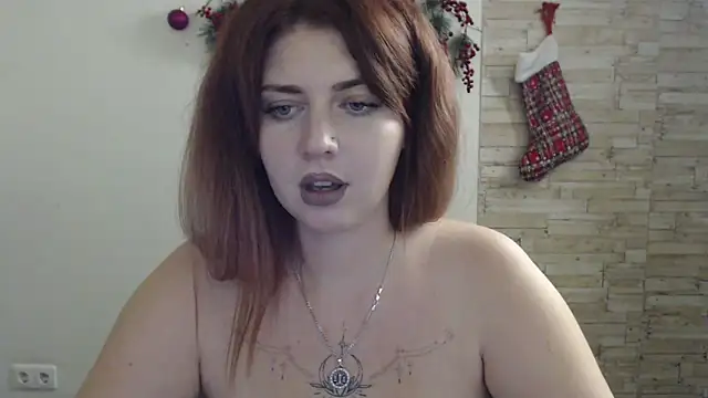 Snapshot of Lizzy_Love chatting on 10, 12, 2024 Lizzy Love online show from 10, 12, 2024