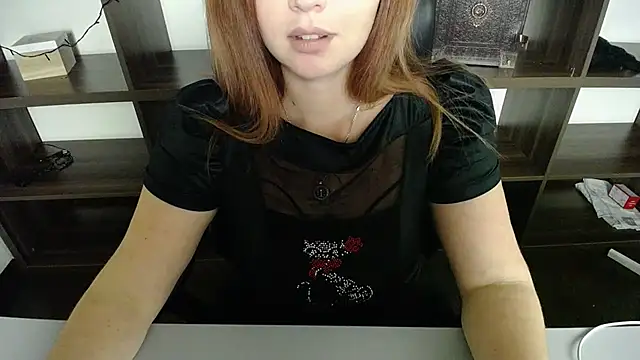 Snapshot of Lizzy_Love chatting on 15, 1, 2025 Lizzy Love online show from 15, 1, 2025