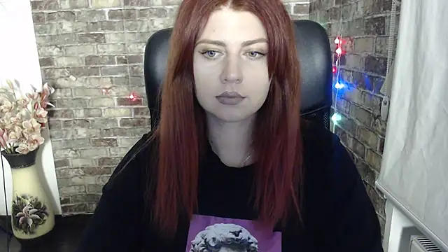 Snapshot of Lizzy_Love chatting on 17, 1, 2025 Lizzy Love online show from 17, 1, 2025