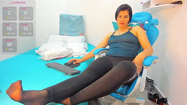 Snapshot of Cristina_Vanegas631 chatting on 8, 2, 2025 Cristina Vanegas631 online show from 8, 2, 2025