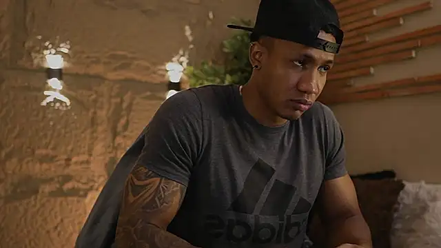 Logan Varela online show from 8, 1, 2026