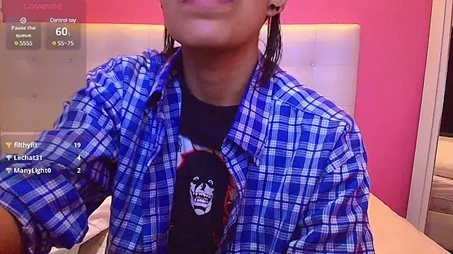 Snapshot of yourcuteneighbourr chatting on 15, 2, 2025 yourcuteneighbourr online show from 15, 2, 2025