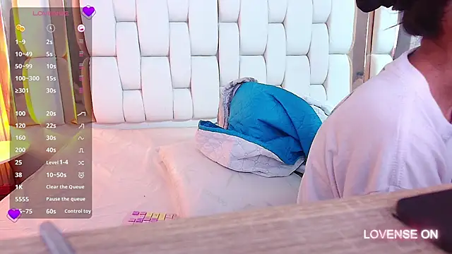 Snapshot of yourcuteneighbourr chatting on 7, 3, 2025 yourcuteneighbourr online show from 7, 3, 2025