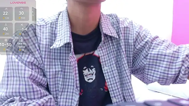 Snapshot of yourcuteneighbourr chatting on 18, 12, 2025 yourcuteneighbourr online show from 18, 12, 2025