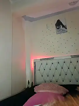 Snapshot of C-yoyo chatting on 13, 2, 2025 C-yoyo online show from 13, 2, 2025