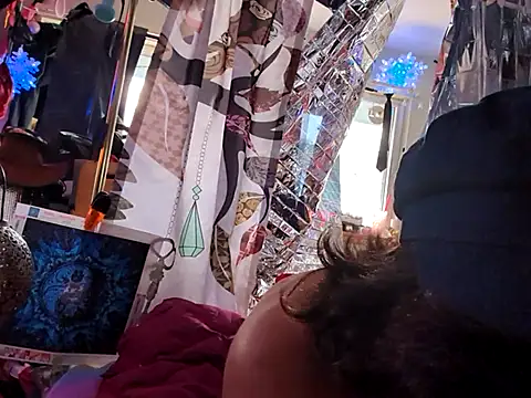 gurlnips online show from 21, 2, 2025