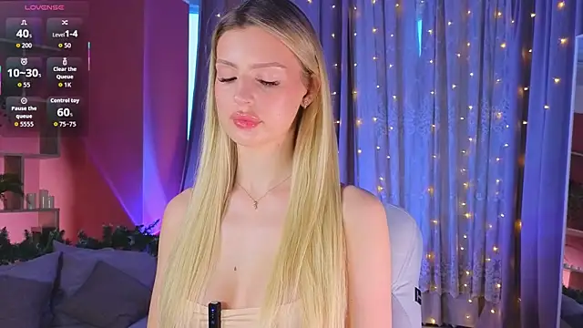 Snapshot of Grace_Gordon chatting on 19, 12, 2025 Grace Gordon online show from 19, 12, 2025