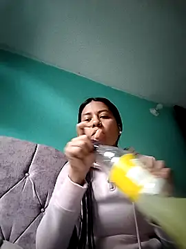 Tiphanydirty3 online show from 17, 2, 2025