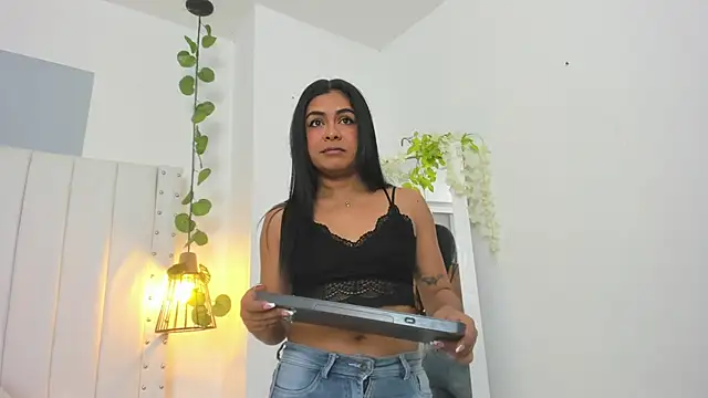 hannah gray online show from 26, 10, 2025