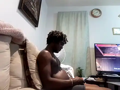 Snapshot of Hugedick0071 chatting on 1, 7, 2026 Hugedick0071 online show from 1, 7, 2026