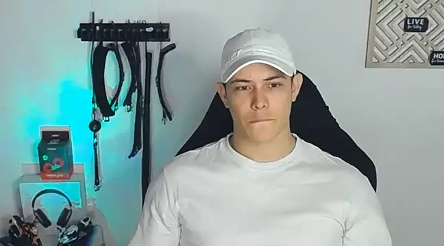 Alan hadid1 online show from 26, 1, 2025