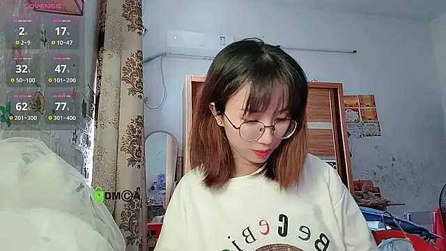 Lili 666 online show from 19, 9, 2025