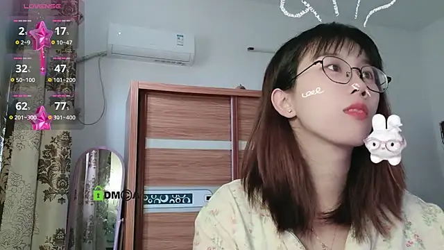 Lili 666 online show from 5, 11, 2025