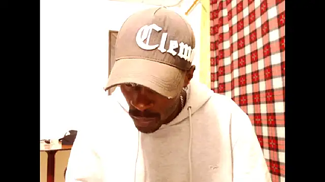 phillip-hot online show from 29, 11, 2025