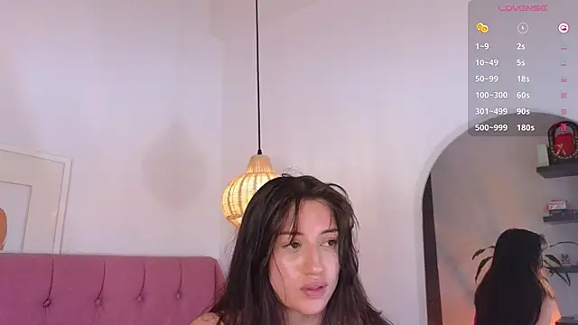 Snapshot of eimy22 chatting on 19, 12, 2024 eimy22 online show from 19, 12, 2024