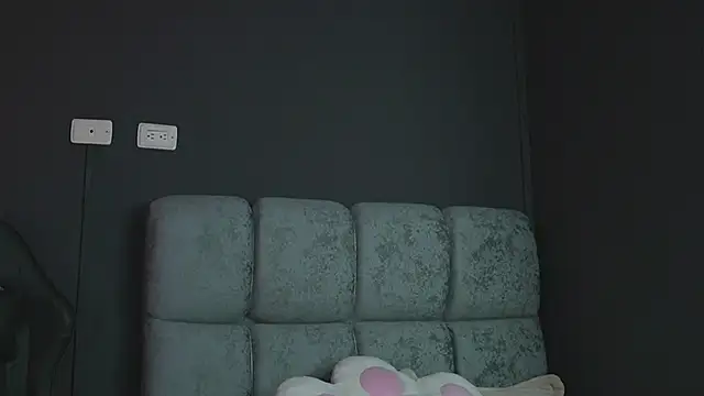Snapshot of eimy22 chatting on 22, 9, 2025 eimy22 online show from 22, 9, 2025