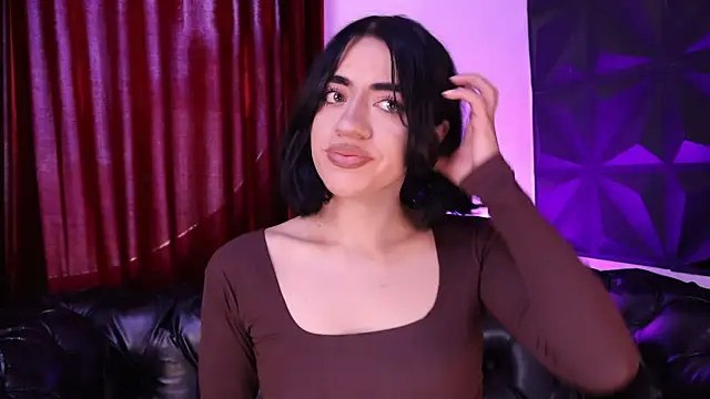 Snapshot of KasiaNoir_ chatting on 7, 5, 2026 KasiaNoir online show from 7, 5, 2026
