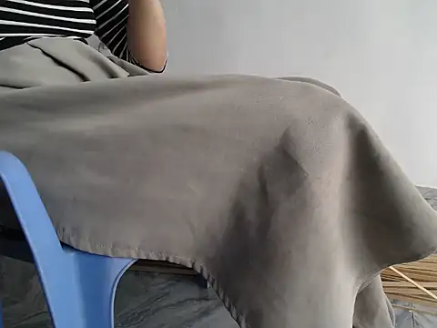 nolame18xxx online show from 13, 4, 2026