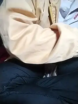 ngoclothingoc9en online show from 21, 3, 2025