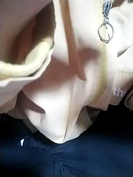 ngoclothingoc9en online show from 21, 3, 2025