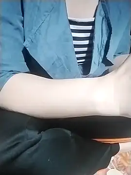 ngoclothingoc9en online show from 22, 3, 2025