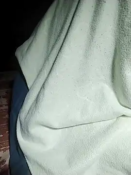 ngoclothingoc9en online show from 22, 3, 2025