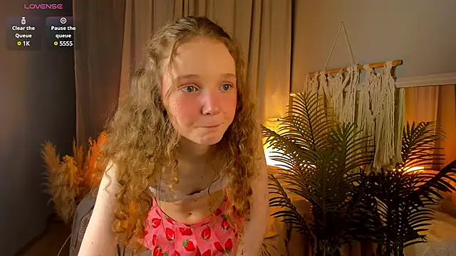 Snapshot of _Rose_Charming_ chatting on 31, 1, 2025 Rose Charming online show from 31, 1, 2025