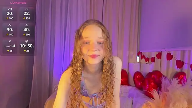 Snapshot of _Rose_Charming_ chatting on 11, 2, 2025 Rose Charming online show from 11, 2, 2025