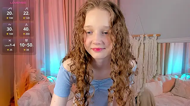 Snapshot of _Rose_Charming_ chatting on 1, 10, 2025 Rose Charming online show from 1, 10, 2025