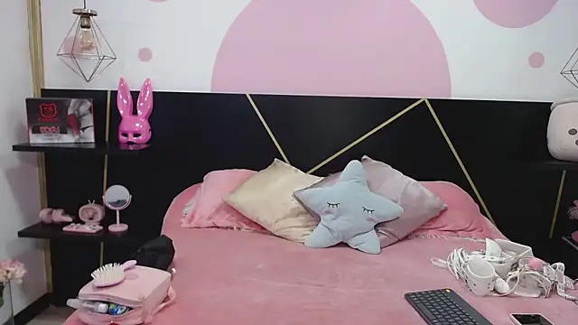 DanniAbbey online show from 20, 3, 2025