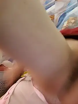 Shia011 online show from 17, 2, 2025