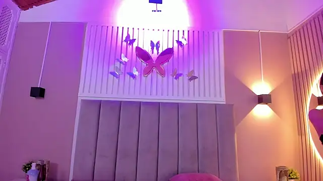 diosa cristal online show from 27, 2, 2025