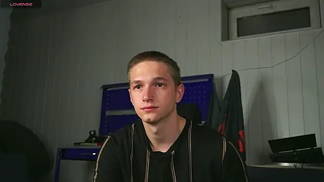 dustyn fox online show from 30, 9, 2025