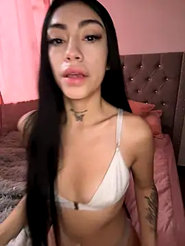 Effy Bonny online show from 3, 12, 2025