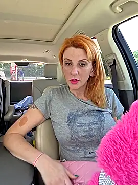 Snapshot of MissyRoulette chatting on 9, 9, 2025 MissyRoulette online show from 9, 9, 2025