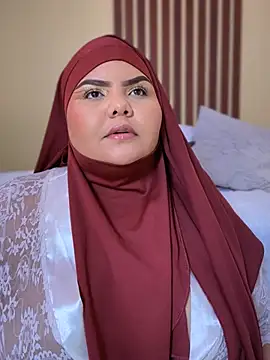  Shara Handal  online show from 12, 12, 2024