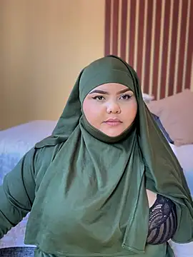  Shara Handal  online show from 17, 12, 2024