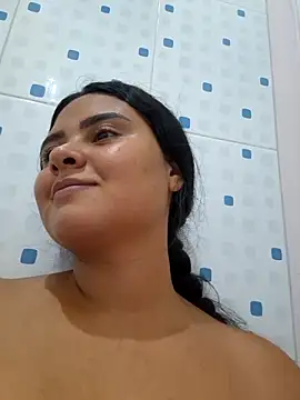 sexy-latin10 online show from 28, 10, 2025