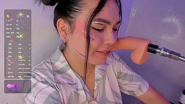 Honey Jenny 1 online show from 14, 9, 2025