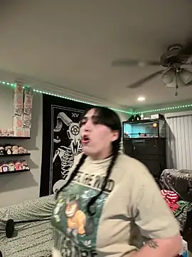 ThicBunz online show from 25, 2, 2026