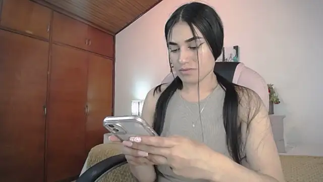 Alheli 16 online show from 21, 3, 2025