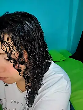 Snapshot of aixa_15 chatting on 28, 4, 2026 aixa 15 online show from 28, 4, 2026