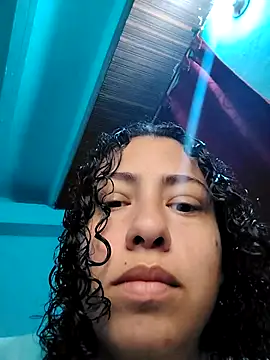 Snapshot of aixa_15 chatting on 30, 4, 2026 aixa 15 online show from 30, 4, 2026