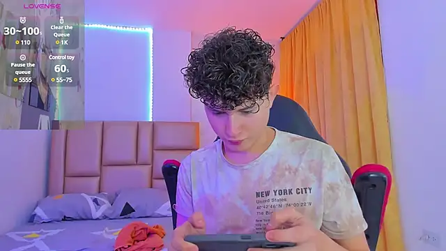 Nathan Bluee online show from 23, 12, 2024