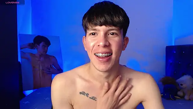 Snapshot of DominicPrince chatting on 3, 3, 2025 DominicPrince online show from 3, 3, 2025