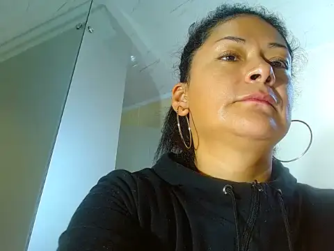 hornymilf 69xxx online show from 10, 12, 2024